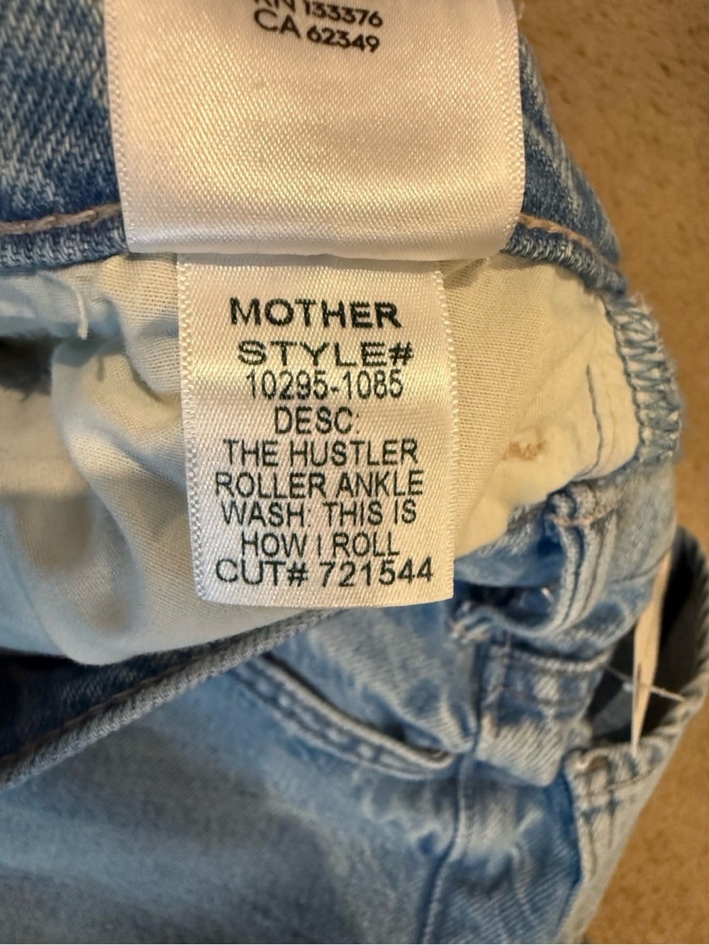 MOTHER The Hustler Roller Ankle Jeans - Picture 9 of 11